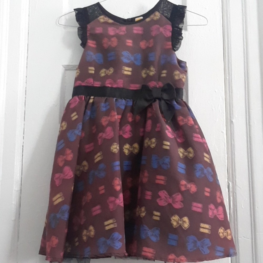 Girls vintage dress